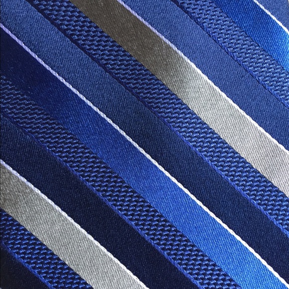 MICHEAL BY MICHEAL KORS SILK TIE BRAND NEW!! - Picture 3 of 4